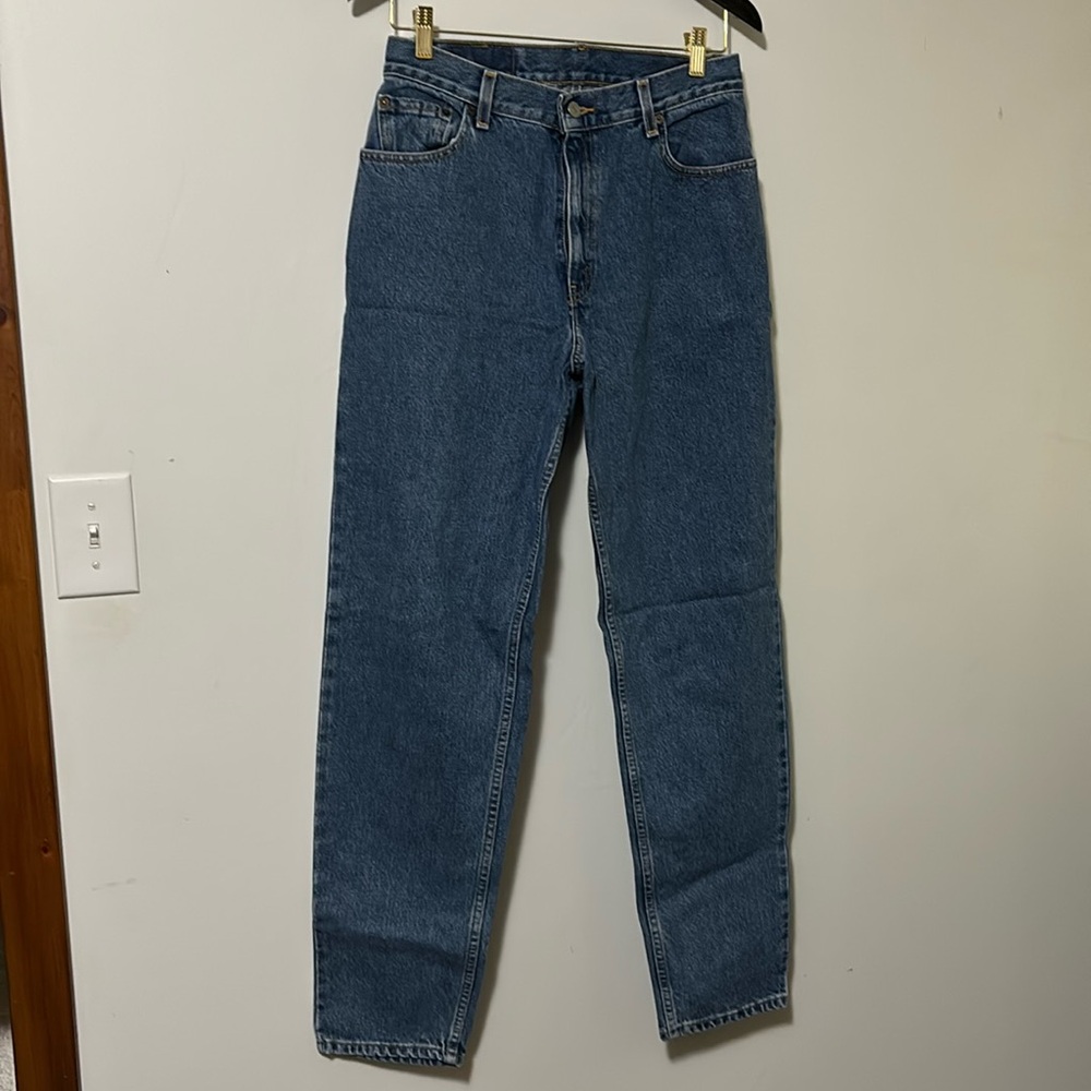 Levi’s women’s 550 relaxed fit tapered leg jeans